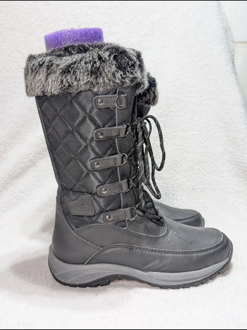 Pacific Mountain Women's 9 Whiteout Black Snow Boot Winter Waterproof Insulated